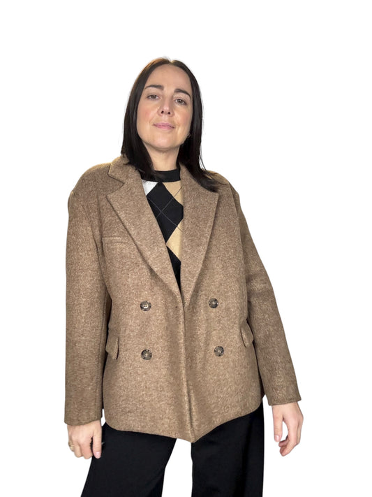 CAPPOTTINO CORTO A DOPPIOPETTO TENSIONE IN