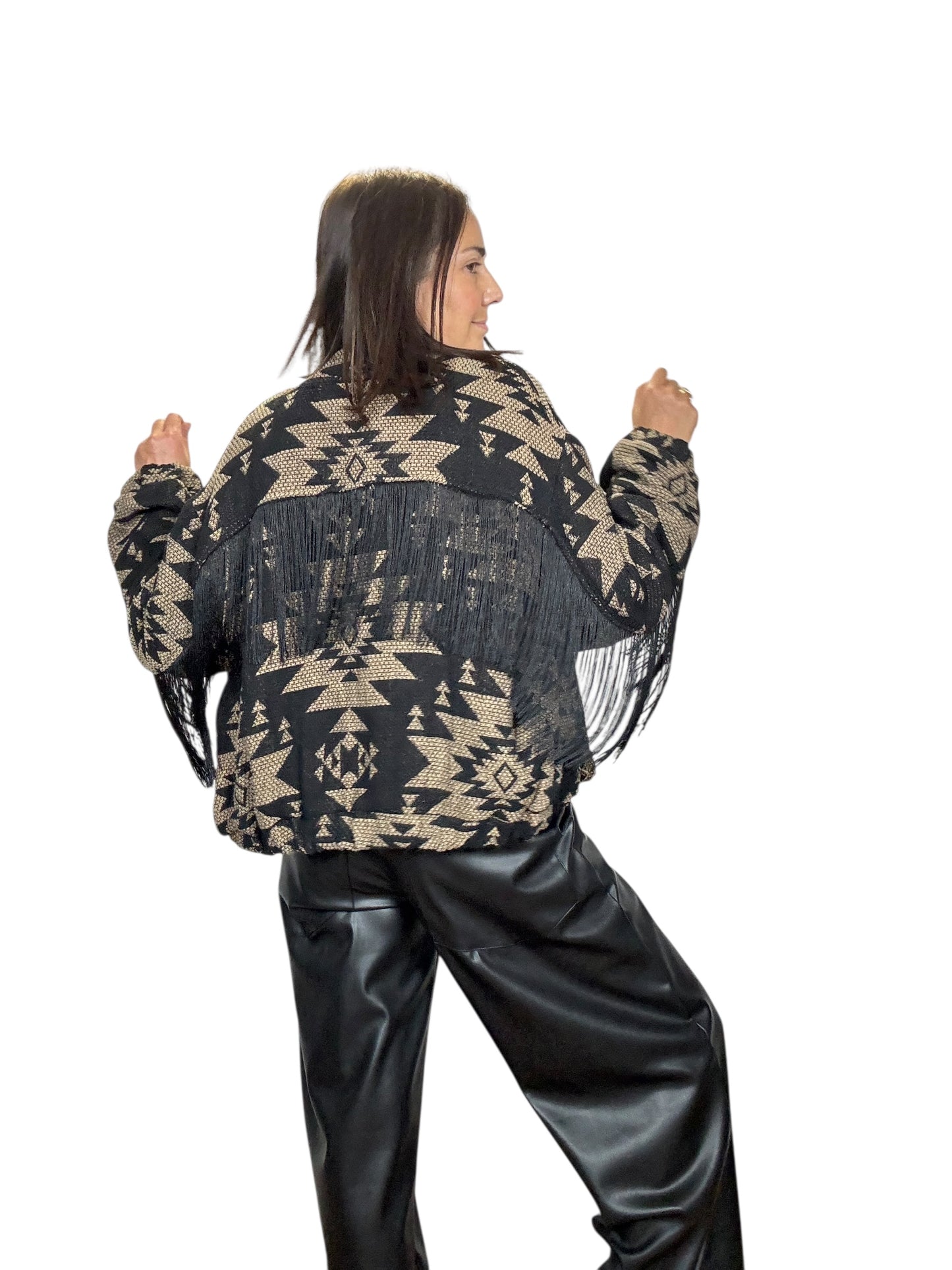 BOMBER JACQUARD CON FRANGE SUSY MIX