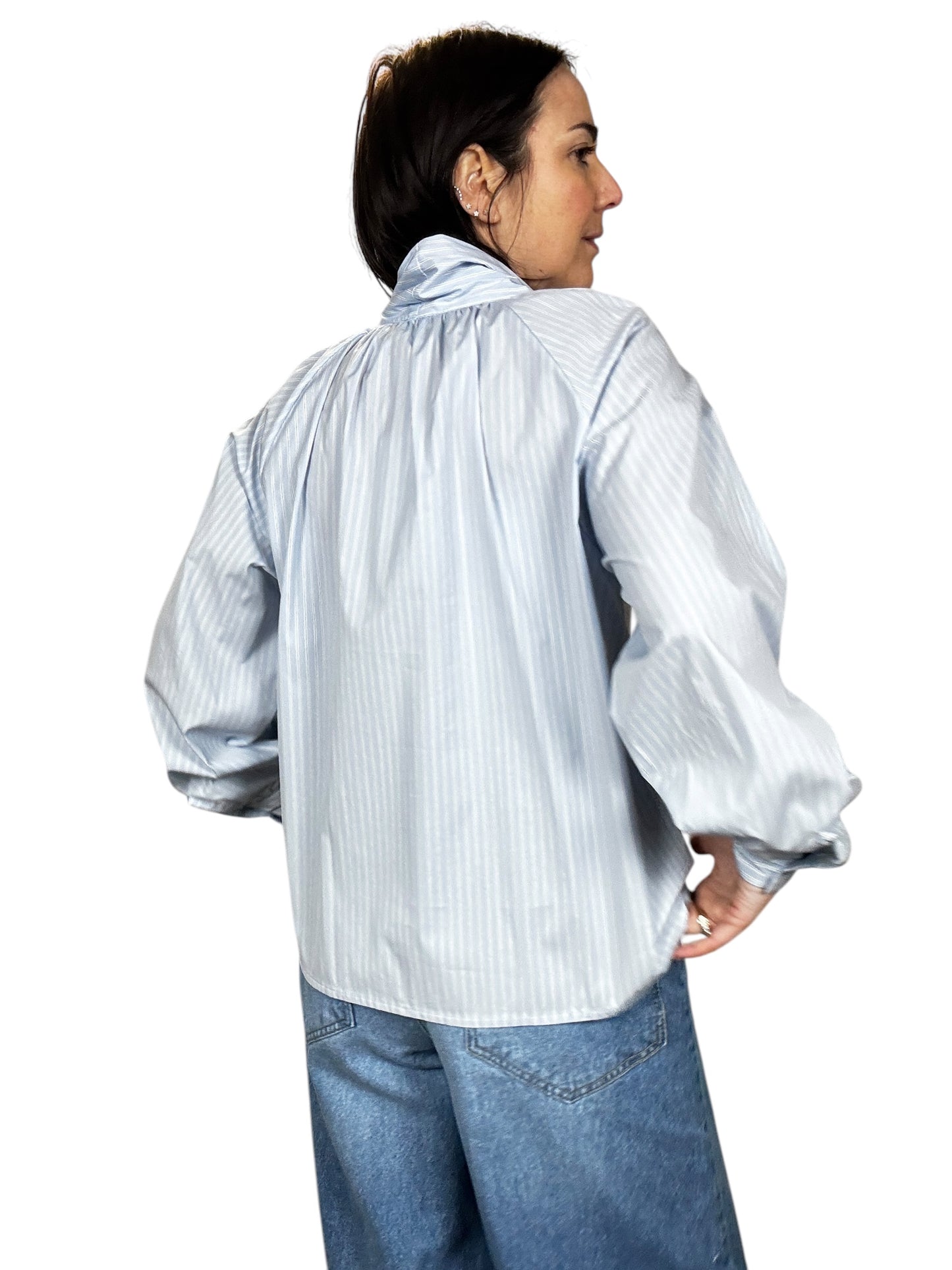CAMICIA GESSATA AZZURRA CON FIOCCO SUSY MIX