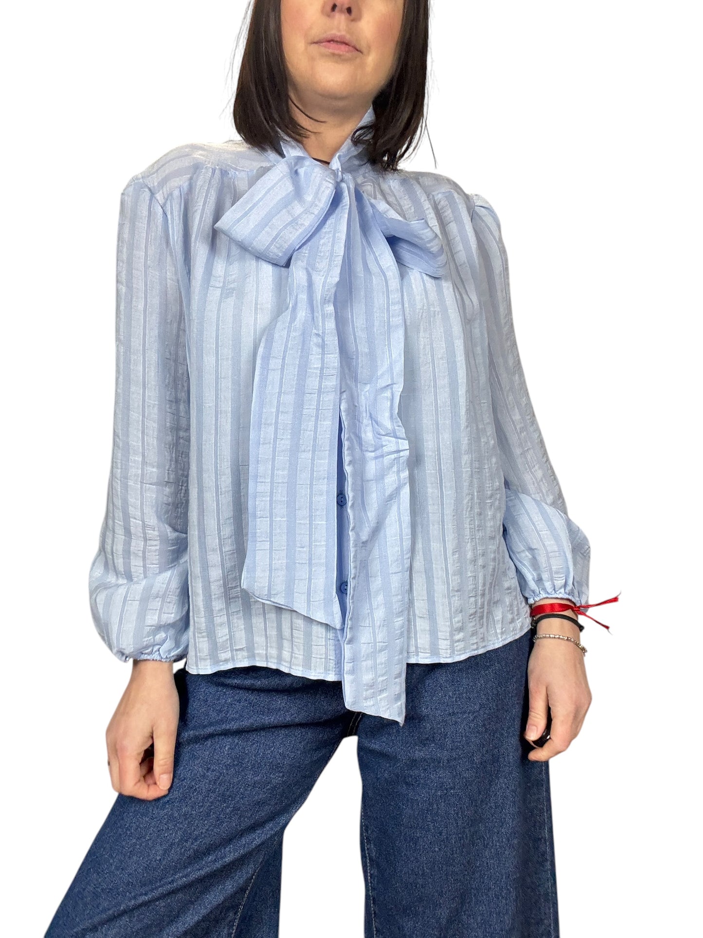 CAMICIA GESSATA TONO SU TONO CON FIOCCO SUSY MIX