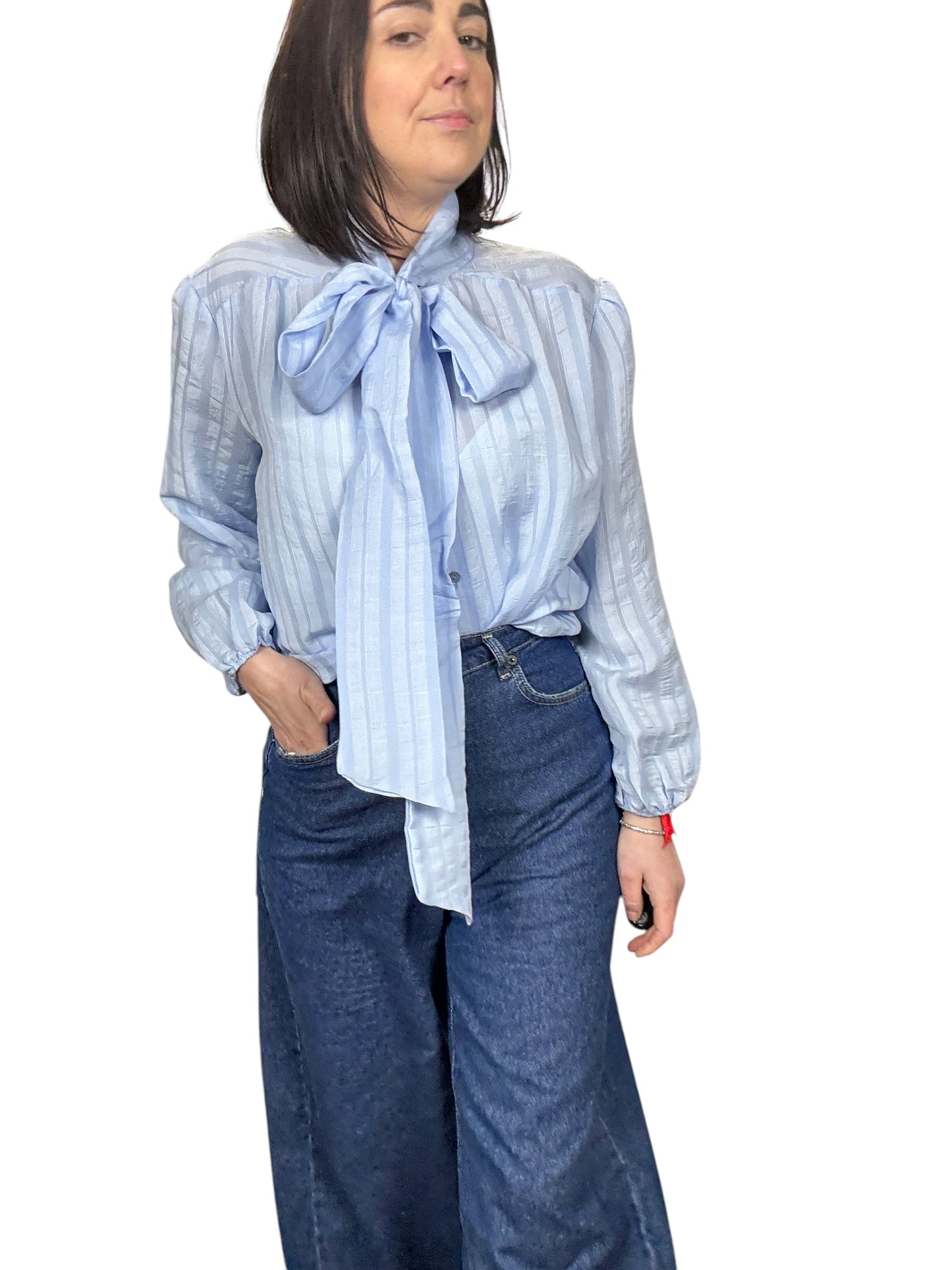 CAMICIA GESSATA TONO SU TONO CON FIOCCO SUSY MIX