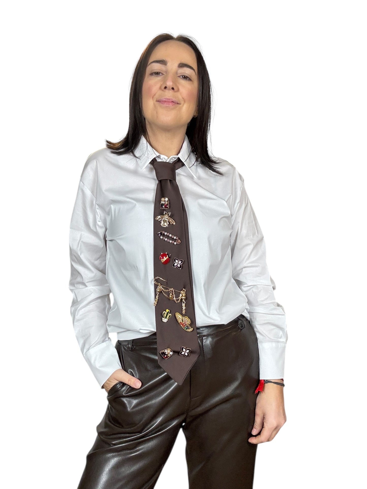 CAMICIA CON CRAVATTA TENSIONE IN
