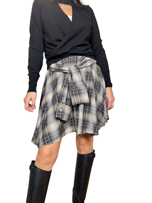 GONNA CORTA CON MANICHE DI CAMICIA DIXIE