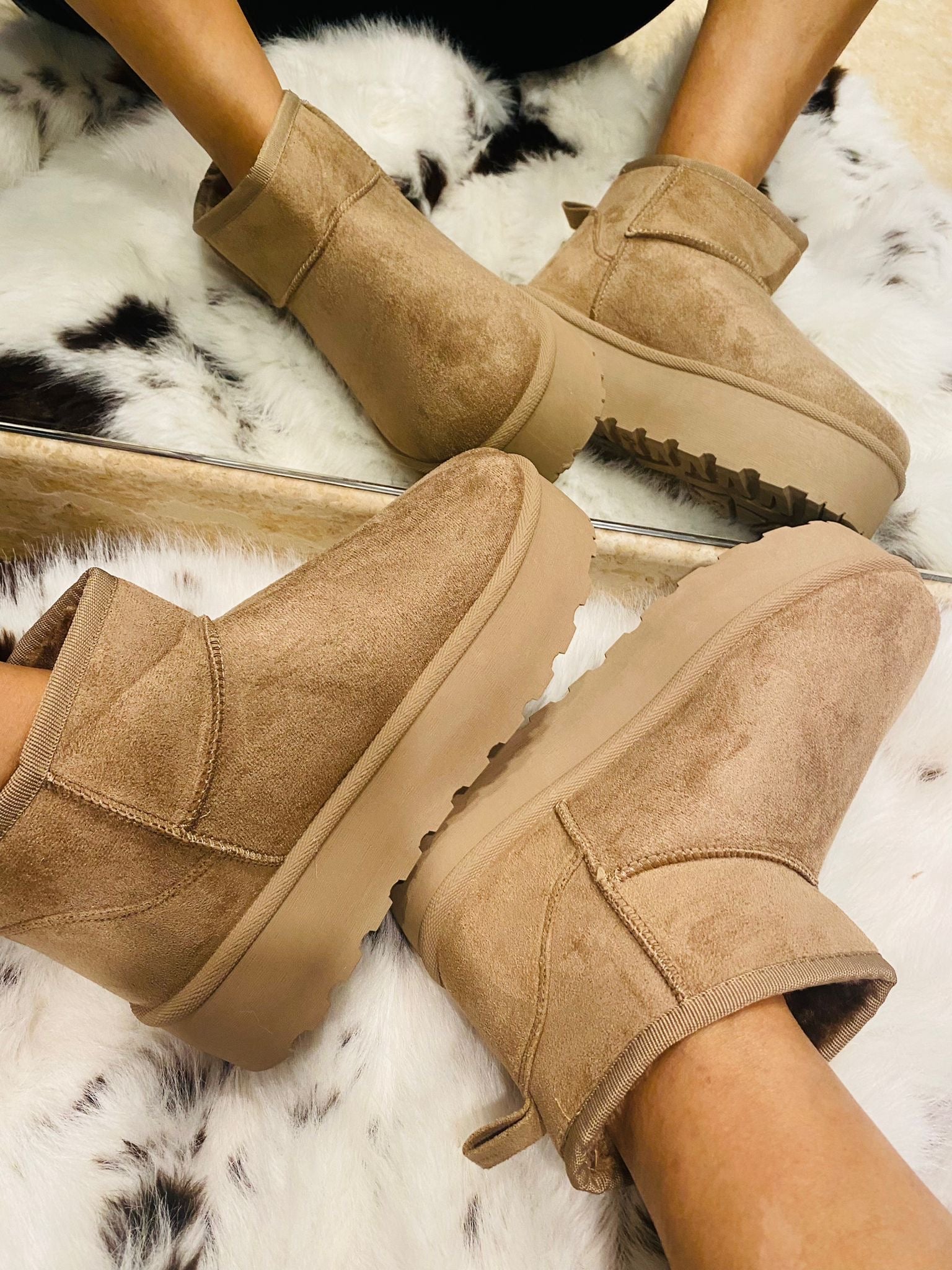 SCARPONCINO IN ECOPELLICCIA - XE BLU ABBIGLIAMENTO