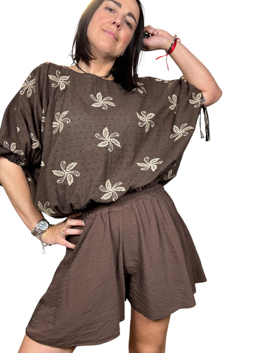 CAMICIA RICAMATA CON LACCETTI VICOLO
