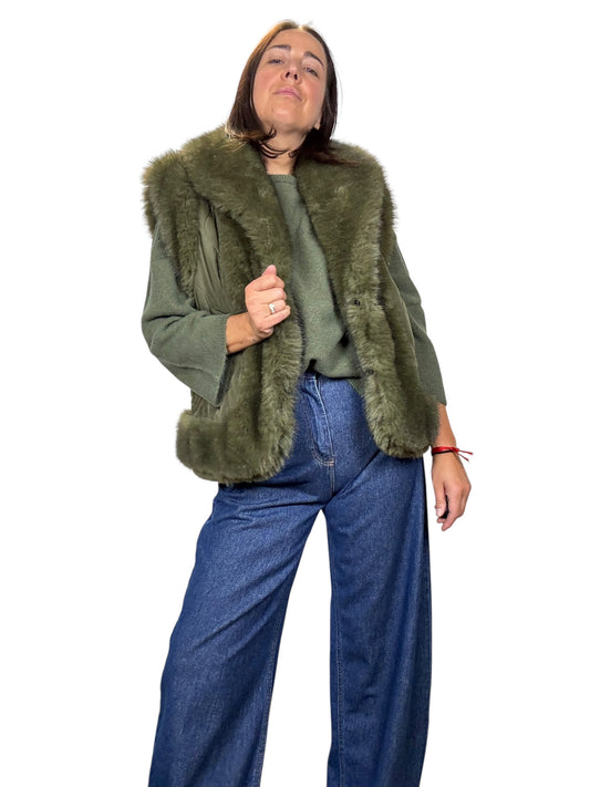 GILET PELO VERDE MILITARE TENSIONE IN