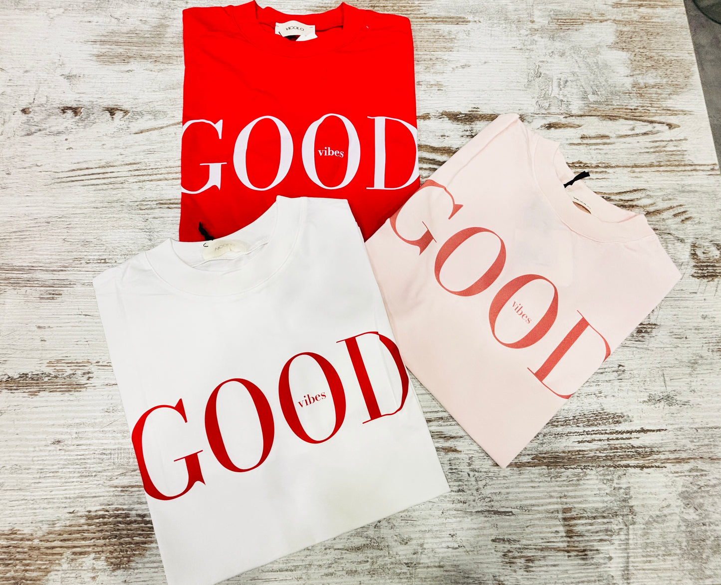 T-SHIRT OVER GOOD VIBES VICOLO
