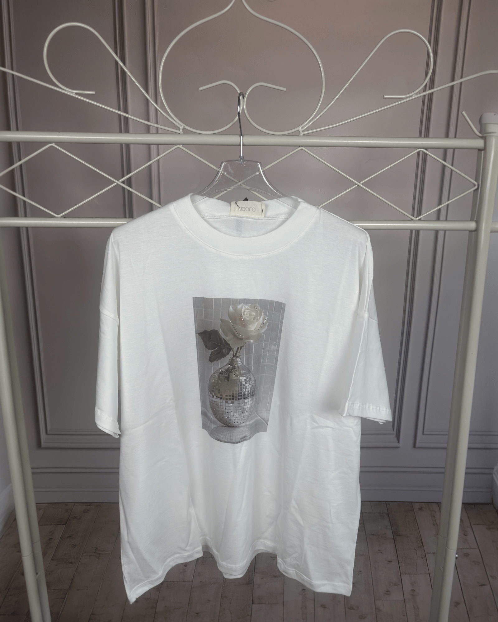 T - SHIRT ROSA NEL VETRO VICOLO - XE BLU ABBIGLIAMENTO