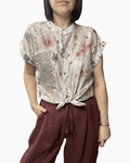 CAMICIA FIORI TASCA PAILLETTES SUSY MIX - XE BLU ABBIGLIAMENTO