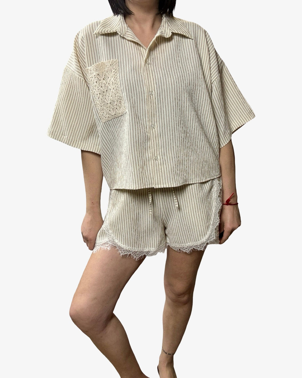 CAMICIA RIGATA CON TASCHINA IN PIZZO VICOLO - XE BLU ABBIGLIAMENTO